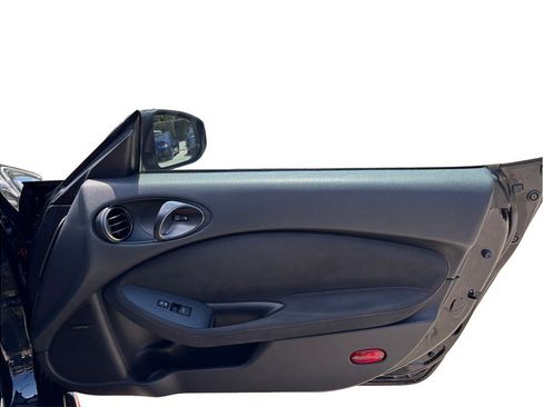 Used 2019 Nissan 370Z NISMO image 34