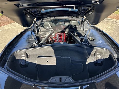 Used 2024 Chevrolet Corvette Stingray Coupe w/ 1LT image 32