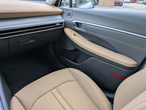 New 2026 Hyundai Sonata Limited FWD image 15