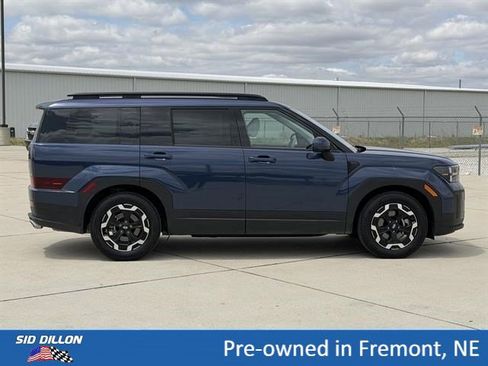 Used 2025 Hyundai Santa Fe SEL AWD/4WD image 3