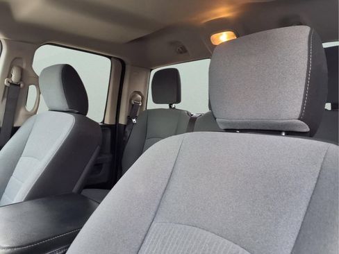 Used 2024 RAM 1500 Classic SLT AWD/4WD image 17