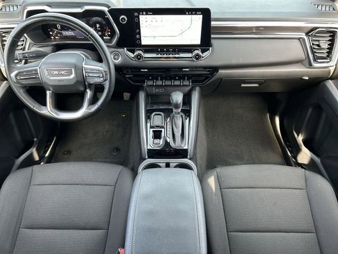 Used 2025 GMC Canyon Elevation image 20
