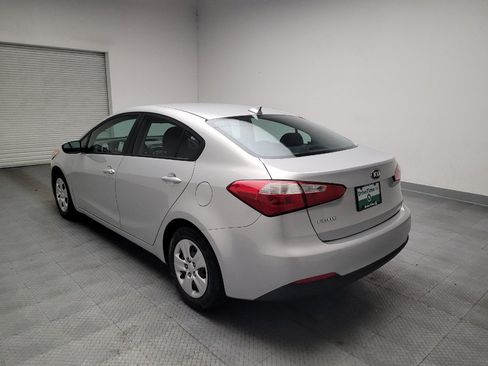 Used 2016 Kia Forte LX FWD image 5