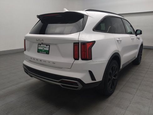 Used 2022 Kia Sorento SX image 9