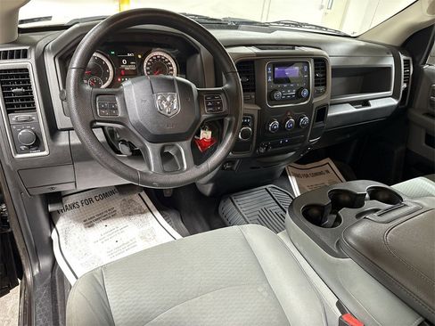 Used 2017 RAM 1500 Tradesman w/ Power & Remote Entry Group image 10