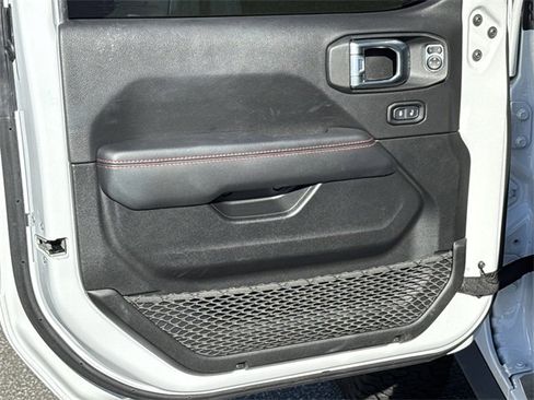 Used 2022 Jeep Wrangler Unlimited Rubicon image 10