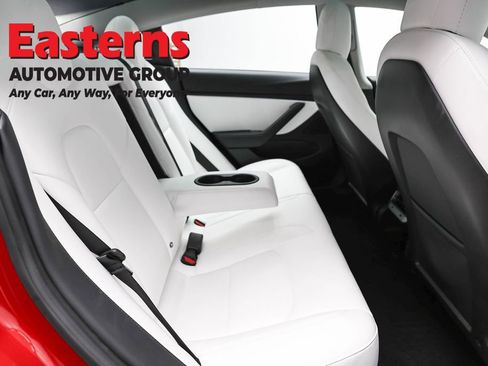 Used 2018 Tesla Model 3 Long Range image 17