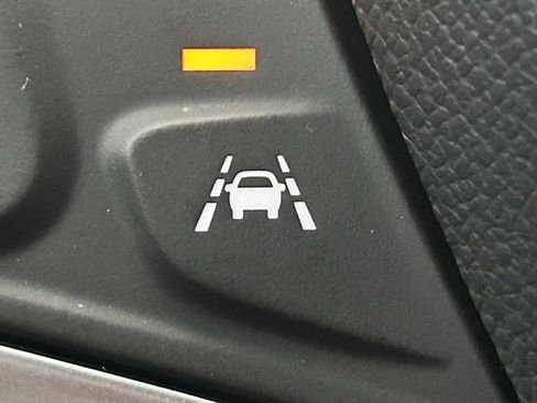 Used 2023 Chevrolet Malibu LT image 6