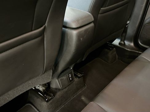 Used 2025 Buick Encore GX Preferred image 28