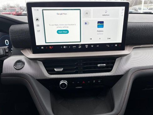 New 2025 Ford Explorer Active w/ Active Comfort Package image 15