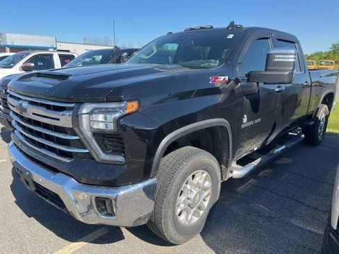Used 2024 Chevrolet Silverado 2500 LTZ w/ LTZ Plus Package AWD/4WD image 1