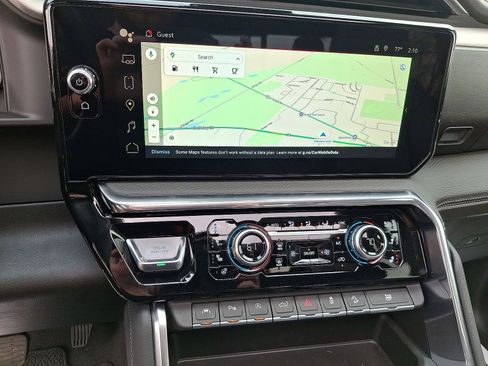 New 2024 GMC Sierra 1500 Denali AWD/4WD image 16