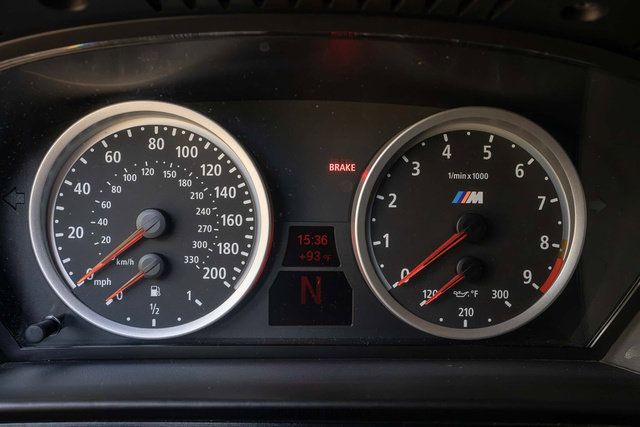 Used 2010 BMW M5 RWD image 17