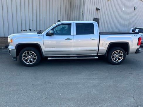 Used 2015 GMC Sierra 1500 SLT w/ SLT Crew Cab Value Package image 18