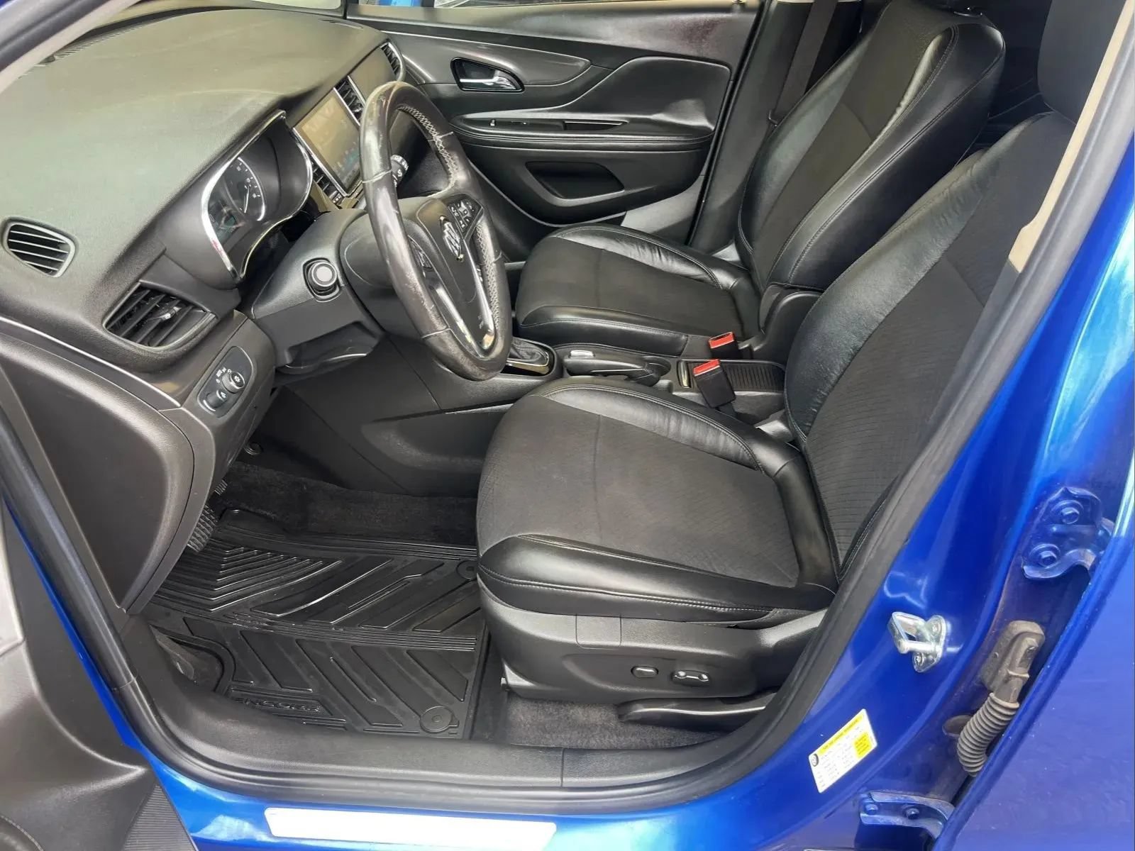 Used 2017 Buick Encore Preferred AWD/4WD image 7