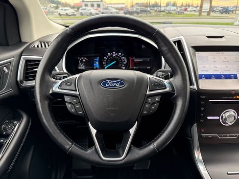 Used 2019 Ford Edge Titanium w/ Cold Weather Package image 24