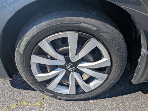 Used 2024 Honda Civic LX image 9