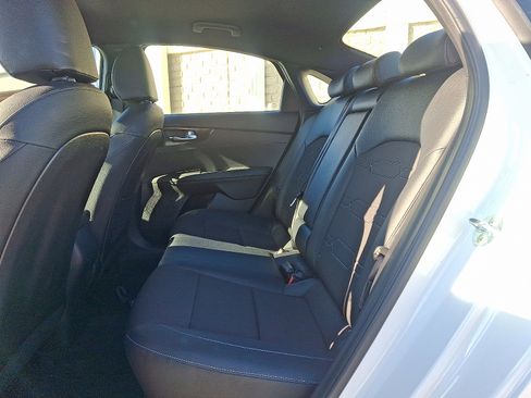 Certified 2022 Kia Forte GT-Line image 10