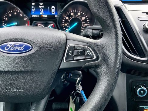 Used 2018 Ford Escape S image 24