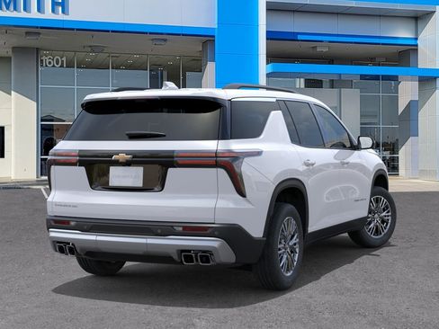 New 2026 Chevrolet Traverse LT w/ Driver Confidence Package FWD image 4