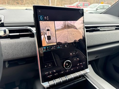 New 2026 GMC Sierra EV Elevation image 21