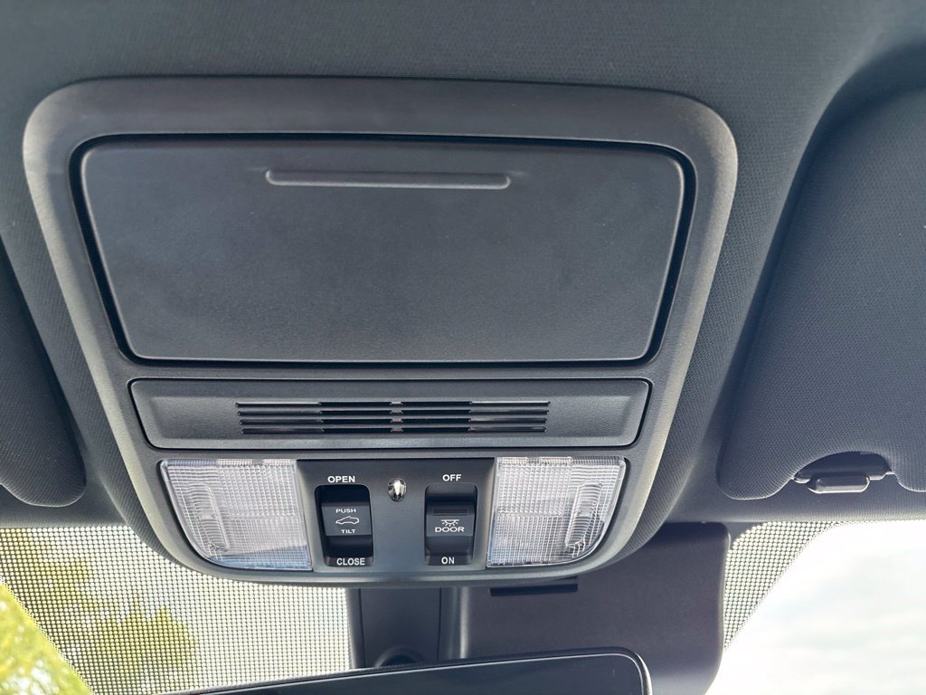 Used 2025 Honda Passport EX-L image 37