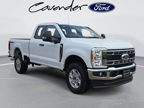 New 2026 Ford F350 XLT w/ 360-Degree Camera Package AWD/4WD image 10