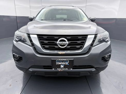 Used 2017 Nissan Pathfinder SV w/ SV Tech Package AWD/4WD image 2