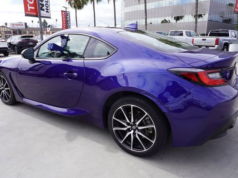 Used 2022 Toyota GR86 w/ ALL Weather Mat Package (TMS) RWD image 6