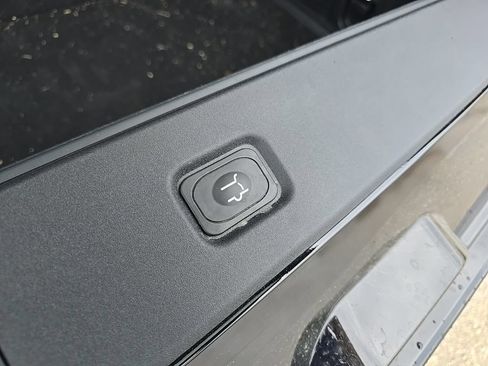Used 2026 Ford Expedition Platinum w/ Platinum Ultimate Package AWD/4WD image 7