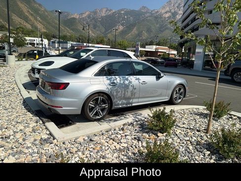 Used 2018 Audi A4 2.0T Premium Plus AWD/4WD image 4