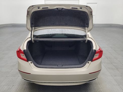 Used 2019 Honda Accord EX image 29