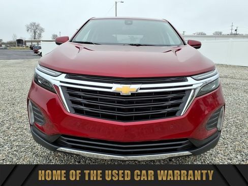 Used 2023 Chevrolet Equinox LT image 2