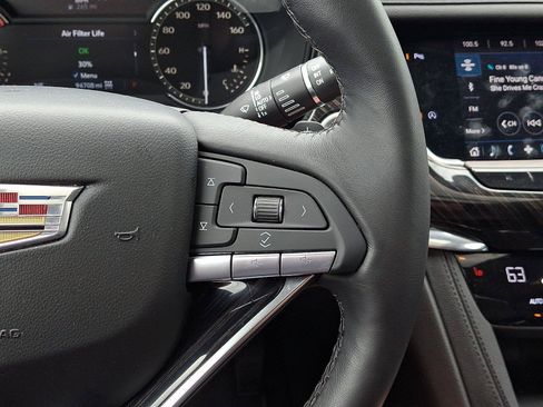Used 2020 Cadillac XT6 Premium Luxury AWD/4WD image 21