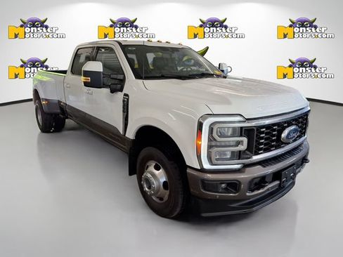 Used 2023 Ford F350 King Ranch AWD/4WD image 3