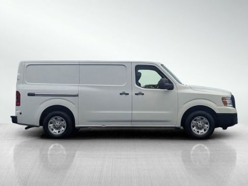 Used 2016 Nissan NV 1500 SV RWD image 3