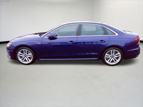 Certified 2022 Audi A4 2.0T Premium Plus image 2