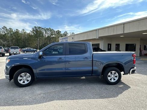 Used 2024 Chevrolet Silverado 1500 LT image 12