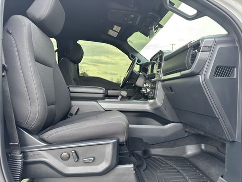 Used 2025 Ford F150 XLT w/ Equipment Group 302A MID image 30