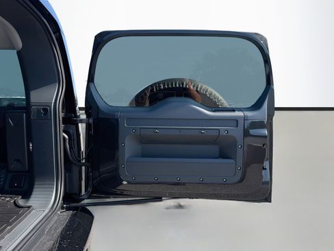 New 2026 Land Rover Defender 110 S AWD/4WD image 13