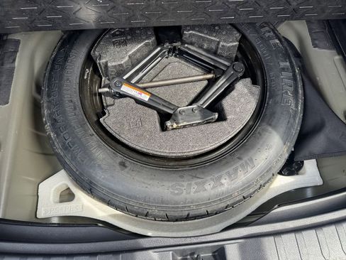 Used 2024 Toyota RAV4 LE image 24