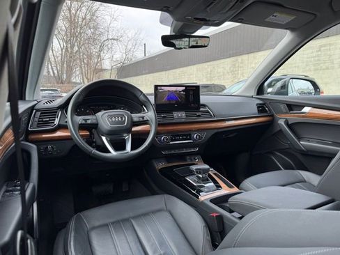 Used 2023 Audi Q5 2.0T Premium w/ Convenience Package image 23