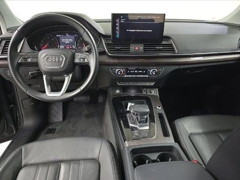 Used 2023 Audi Q5 2.0T Premium w/ Convenience Package AWD/4WD image 8