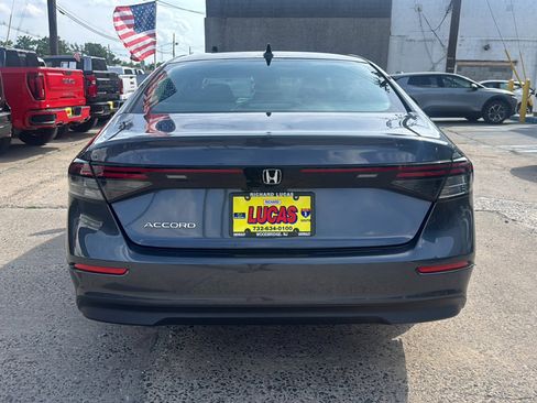 Used 2023 Honda Accord EX image 6