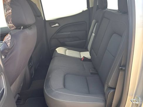 Used 2015 Chevrolet Colorado LT w/ LT Convenience Package RWD image 27