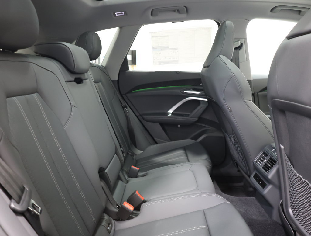 New 2026 Audi Q5 Premium Plus AWD/4WD image 24