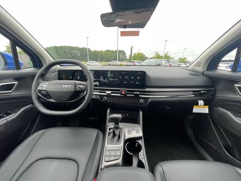 New 2026 Kia Sportage EX image 28