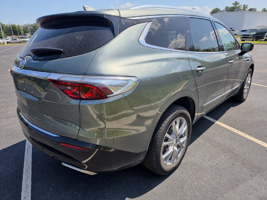 Used 2023 Buick Enclave Essence w/ Experience Buick Package FWD image 18