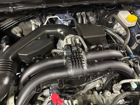 Used 2017 Subaru Forester 2.5i Premium w/ All-Weather Package image 37