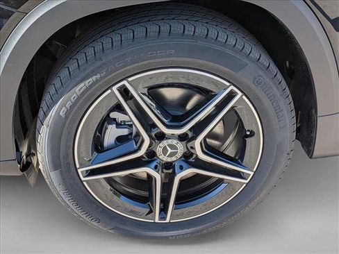 New 2026 Mercedes-Benz GLB 250 image 9